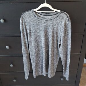 Lululemon Gray Long Sleeve Men's Shirt